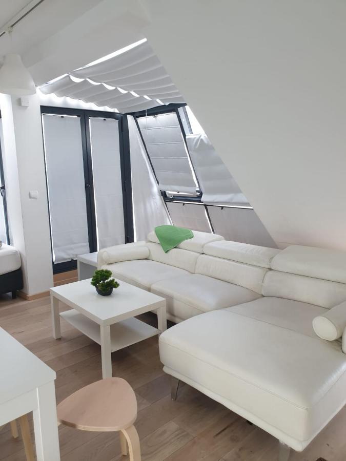 Apartamento Betariel'Com Hauptbahnhof Viena Exterior foto