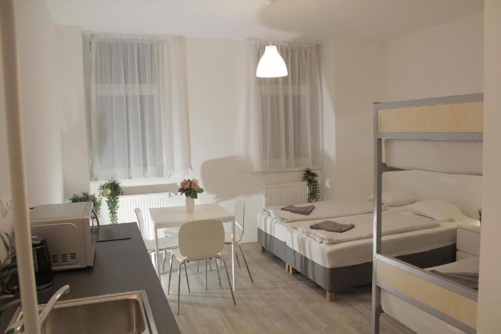 Apartamento Betariel'Com Hauptbahnhof Viena Exterior foto