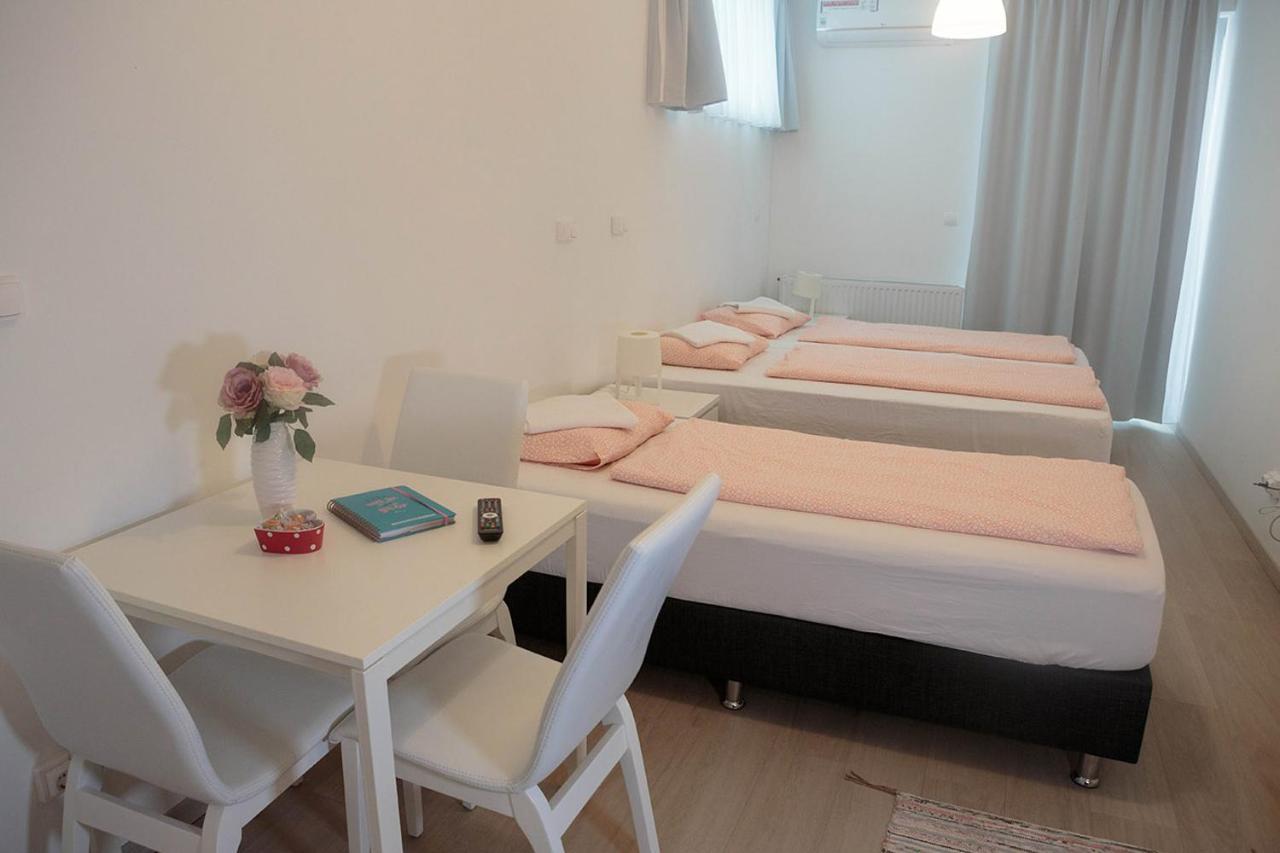 Apartamento Betariel'Com Hauptbahnhof Viena Exterior foto